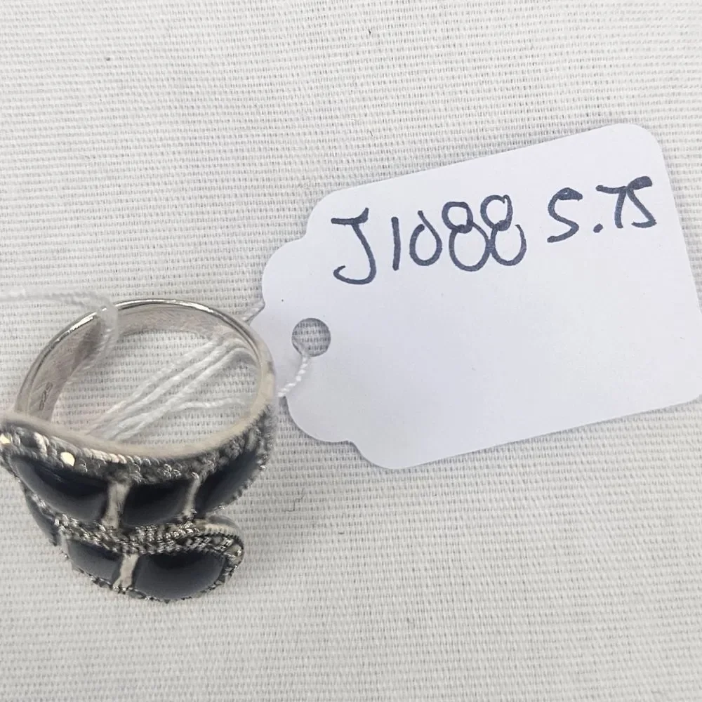 Vintage Onyx And Marcasite Pass Through Wrap Style Ring EUC Sz 5.75 1970s
